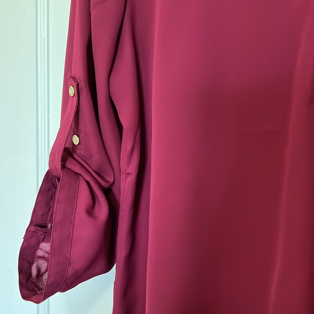 Maurices Women’s Large Burgundy Semi sheer Bouse with 3/4 sleeves - Picture 5 of 5